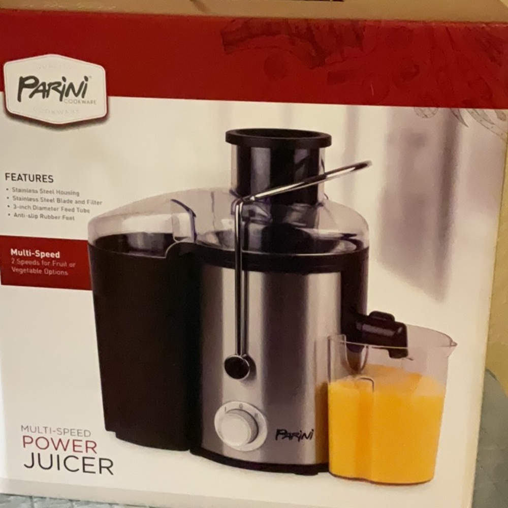 Power juicer, multi speed, New, never used, still in box.